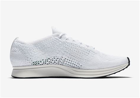 Nike Flyknit Racer White Sail 526628